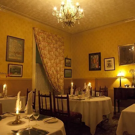 Guest house Woodhill House 3*