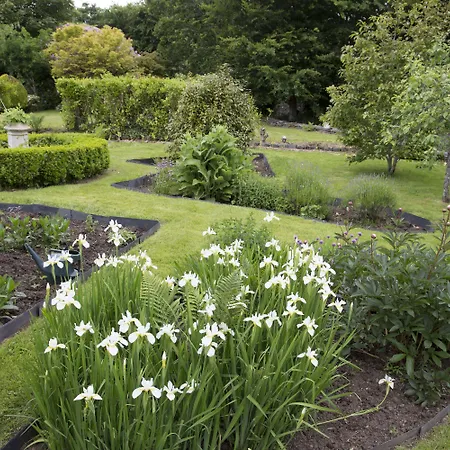 Guest house Woodhill House 3*