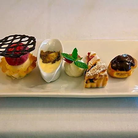Guest house Woodhill House 3*