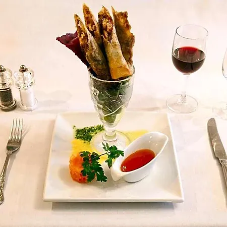 Woodhill House 3* Ardara