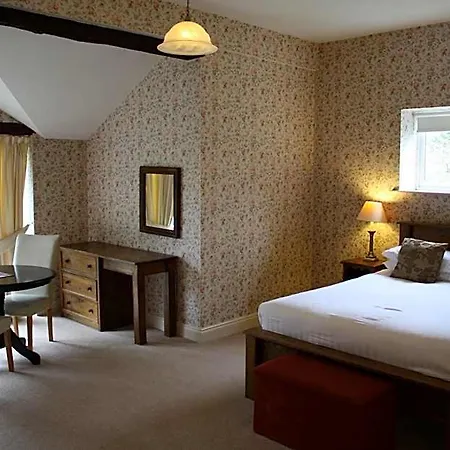Woodhill House Guest house