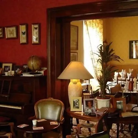 Guest house Woodhill House 3*