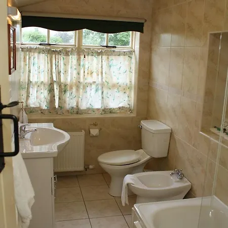 Guest house Woodhill House Ardara
