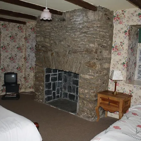 Woodhill House 3* Ardara