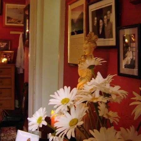 Woodhill House Πανσιόν 3*