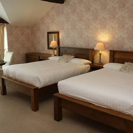 Woodhill House
