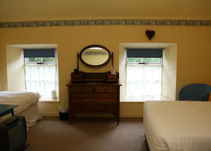 Woodhill House آردارا