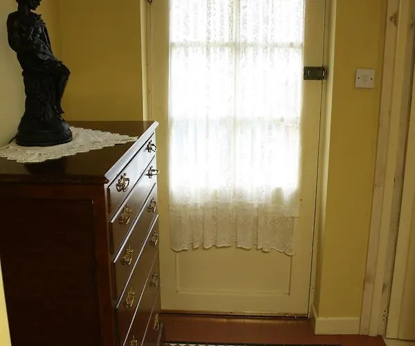 Woodhill House بيت ضيافة آردارا